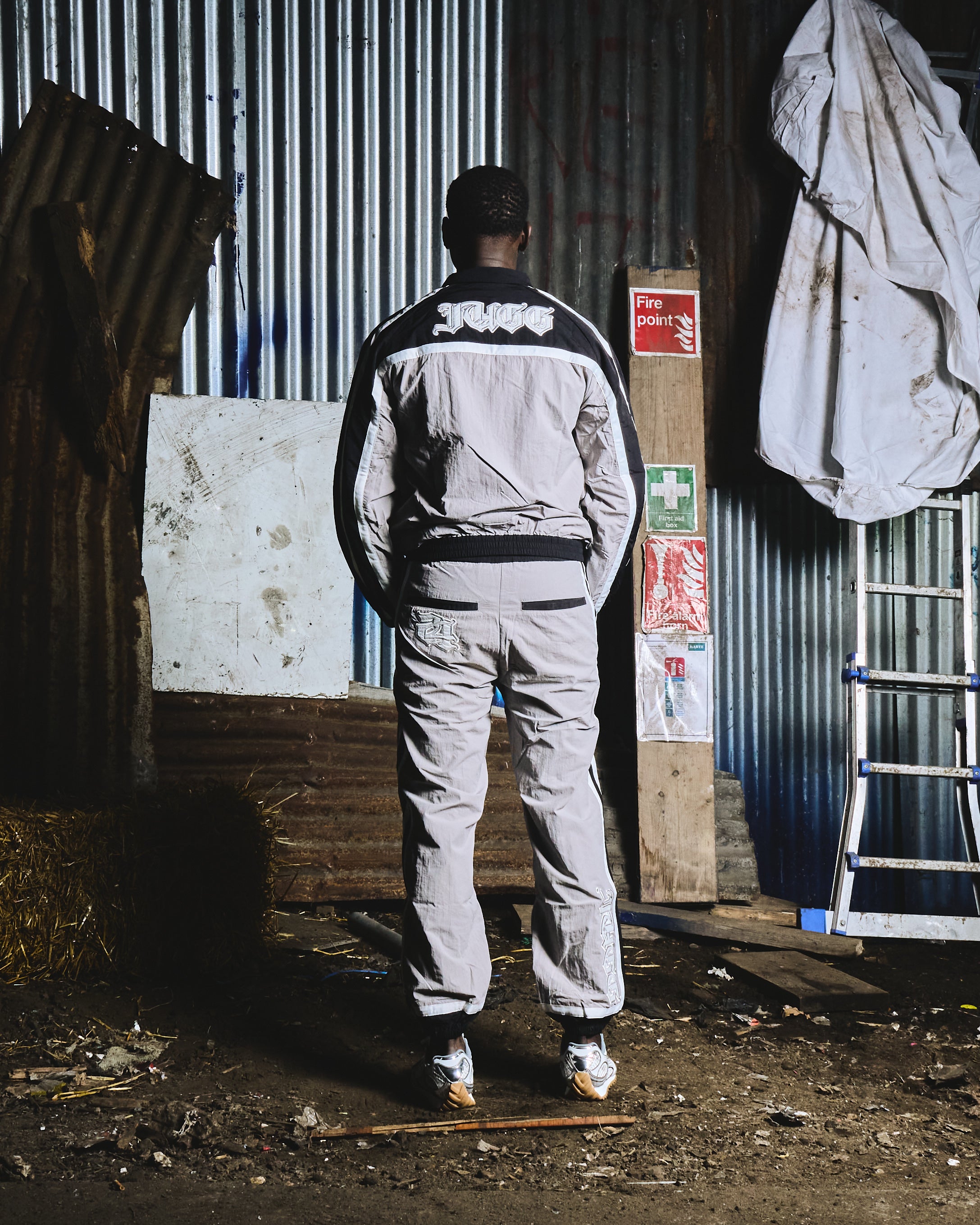 ÉTANCHE 24 TRACKY - BLACK & SUBGREY