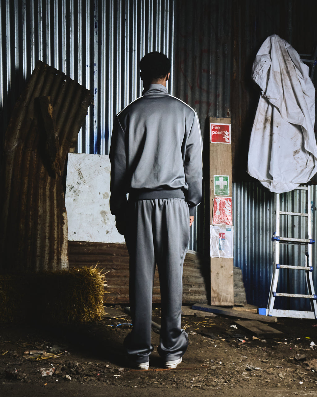 NOIR ELAN - CEMENT GREY