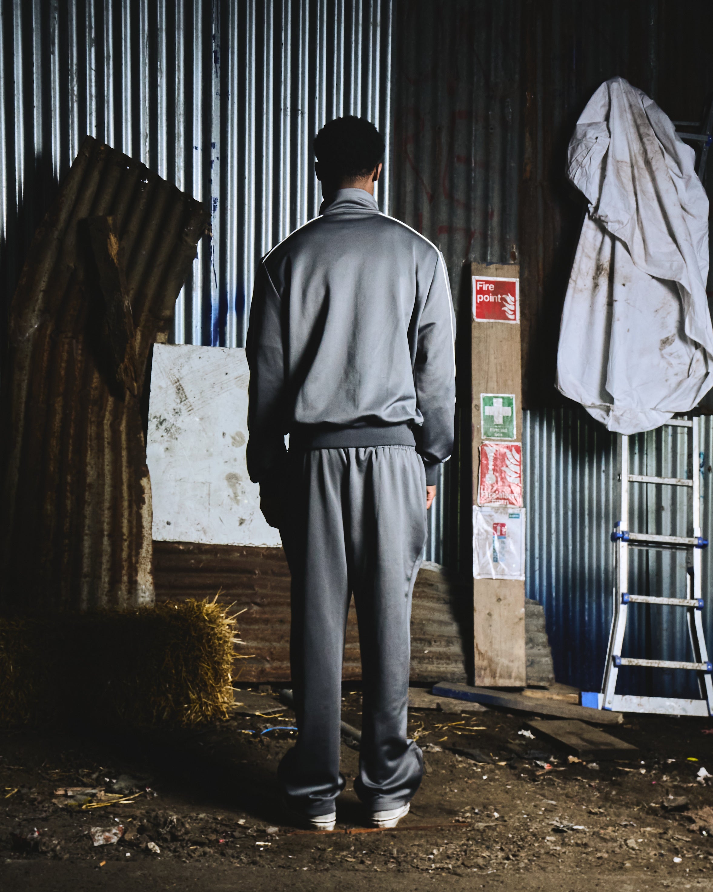 NOIR ELAN - CEMENT GREY