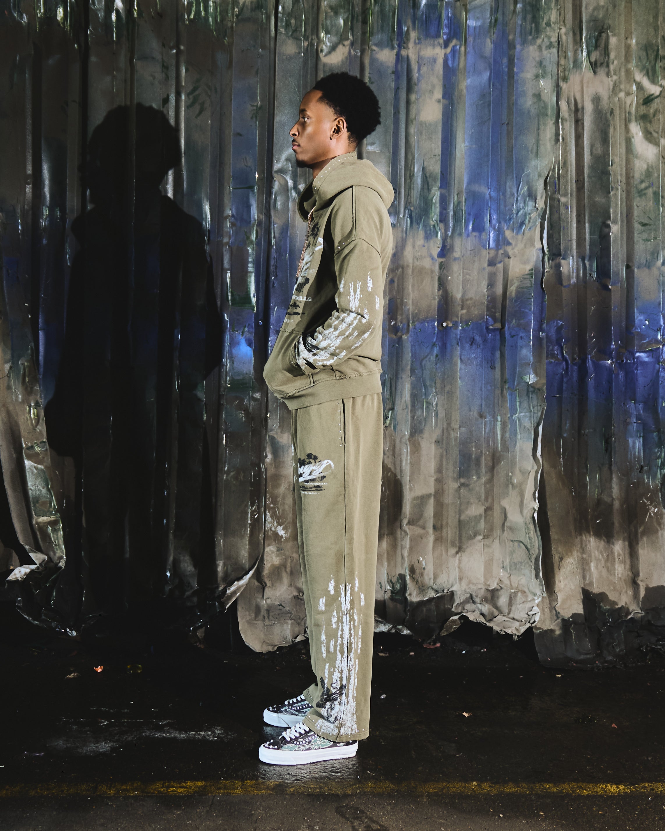 HOLLYWOOD HILLS - SUBOLIVE