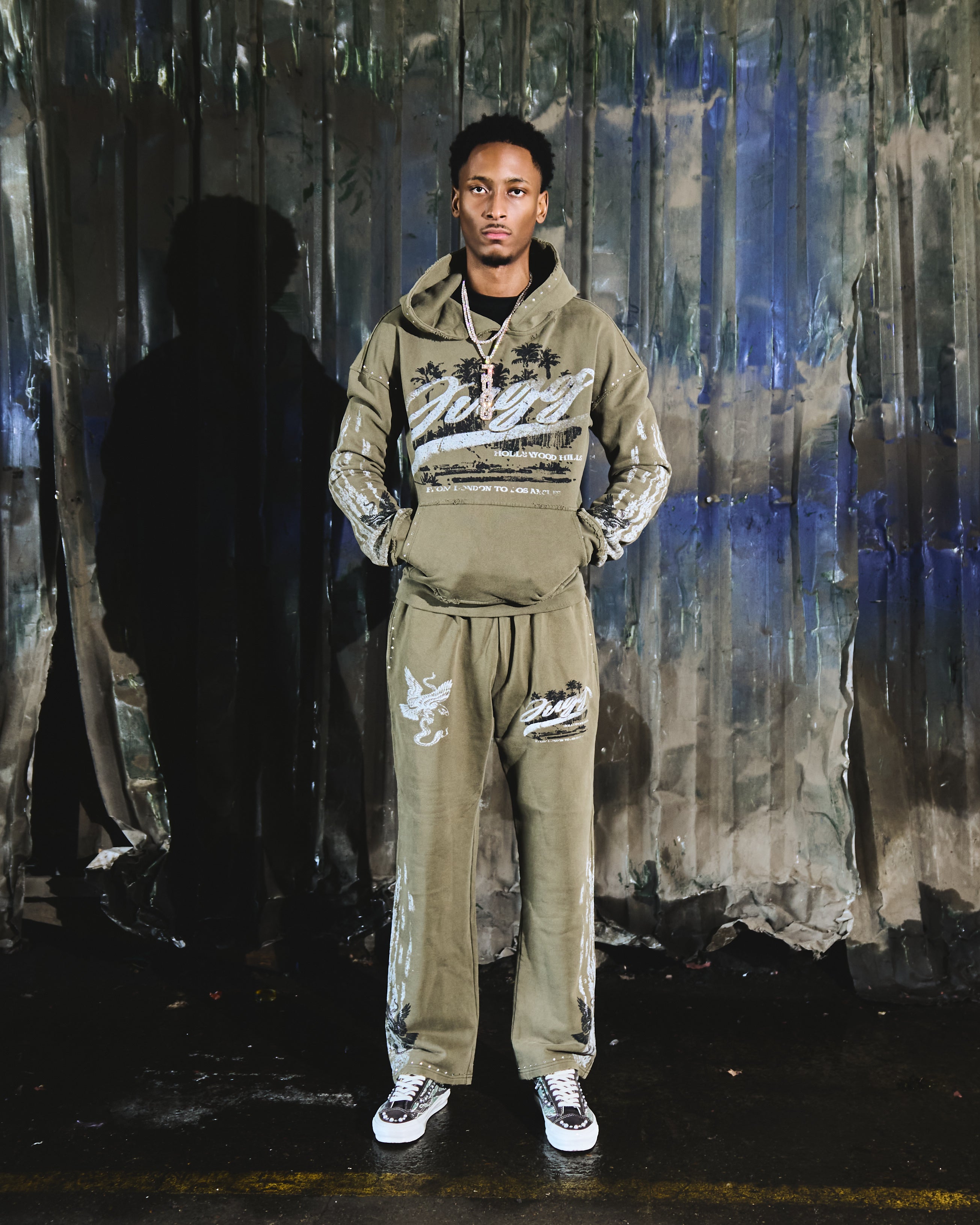 HOLLYWOOD HILLS - SUBOLIVE