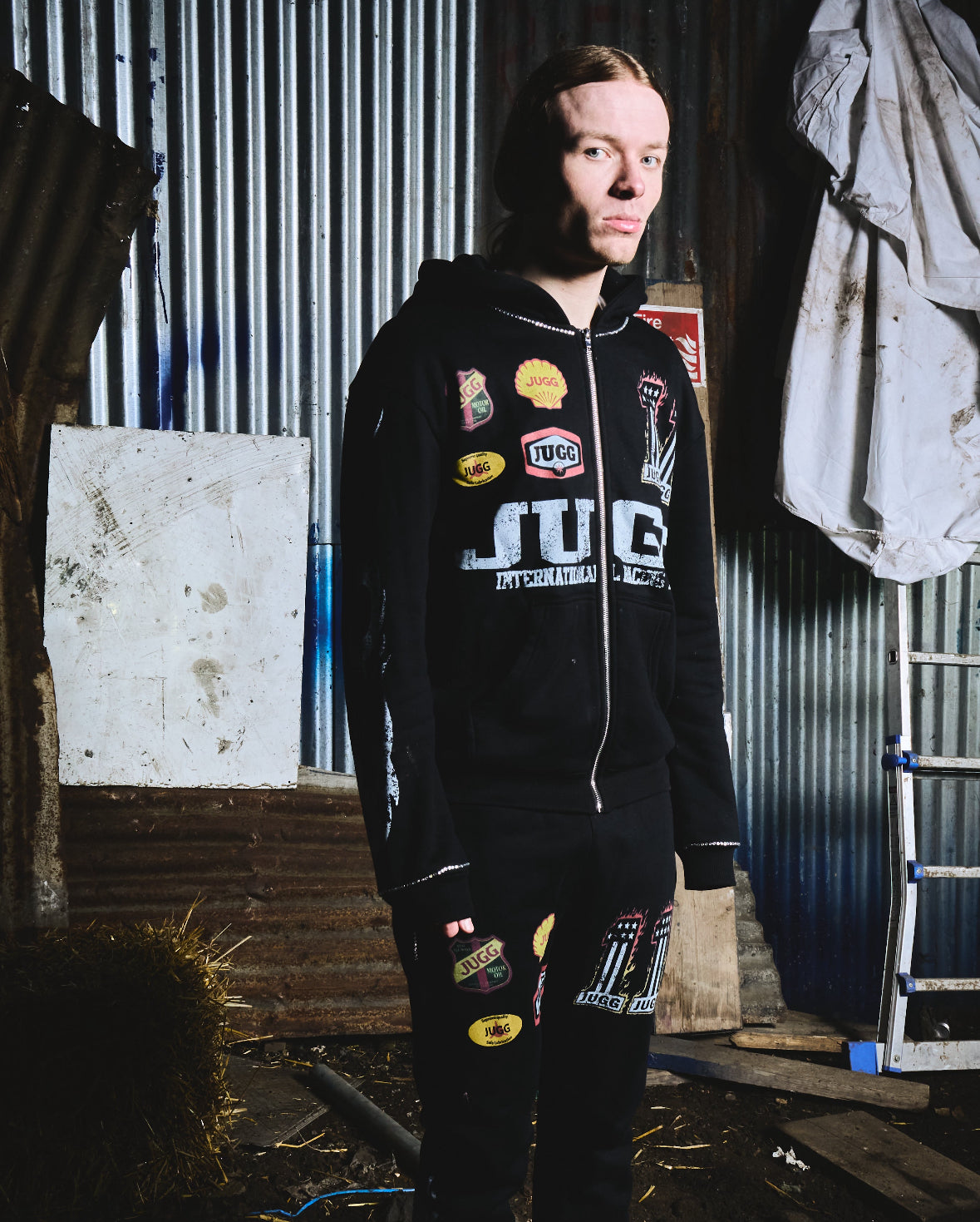 FUELLED UP TRACKY - BLACK
