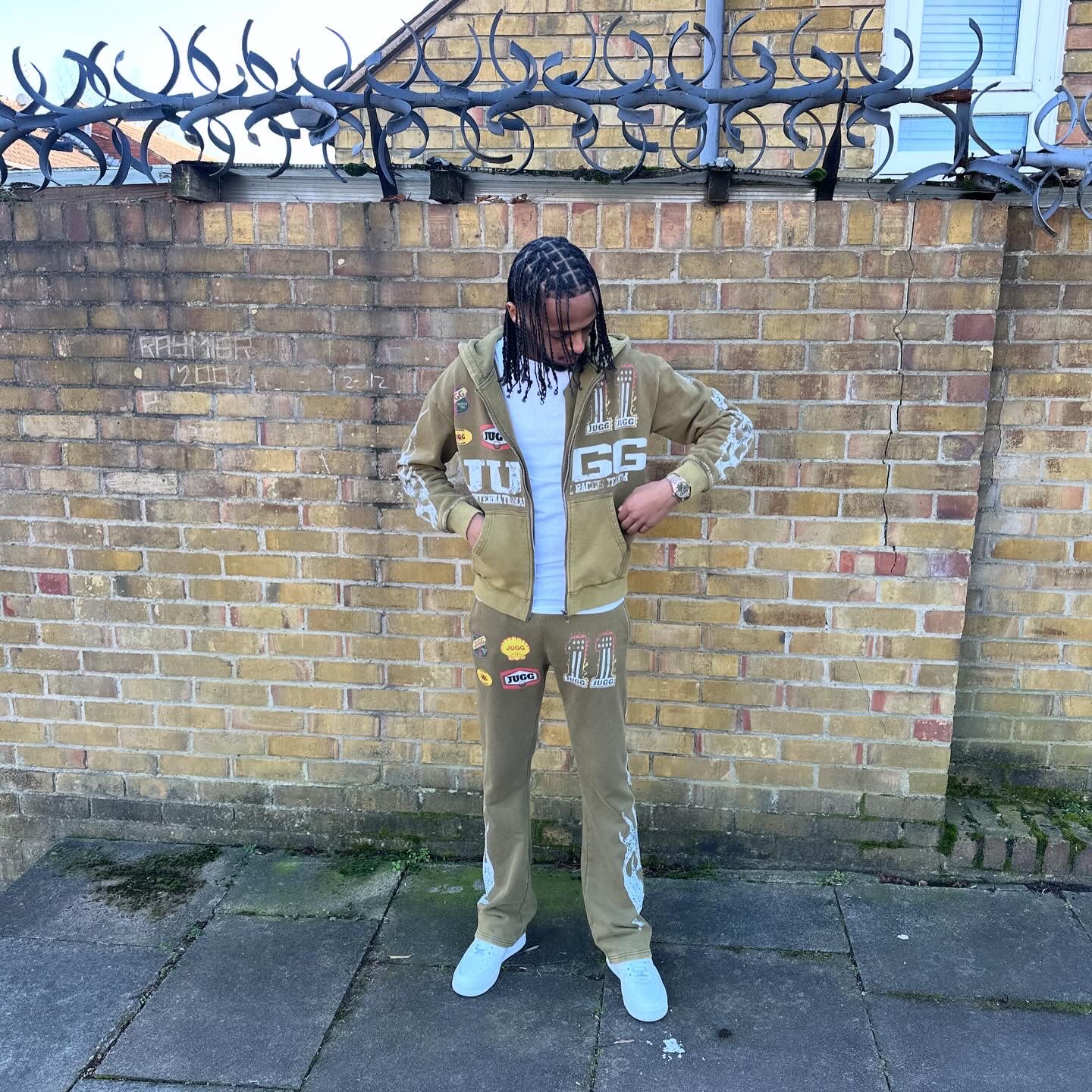 ‘FUELLED UP' TRACKSUIT - OLIVE