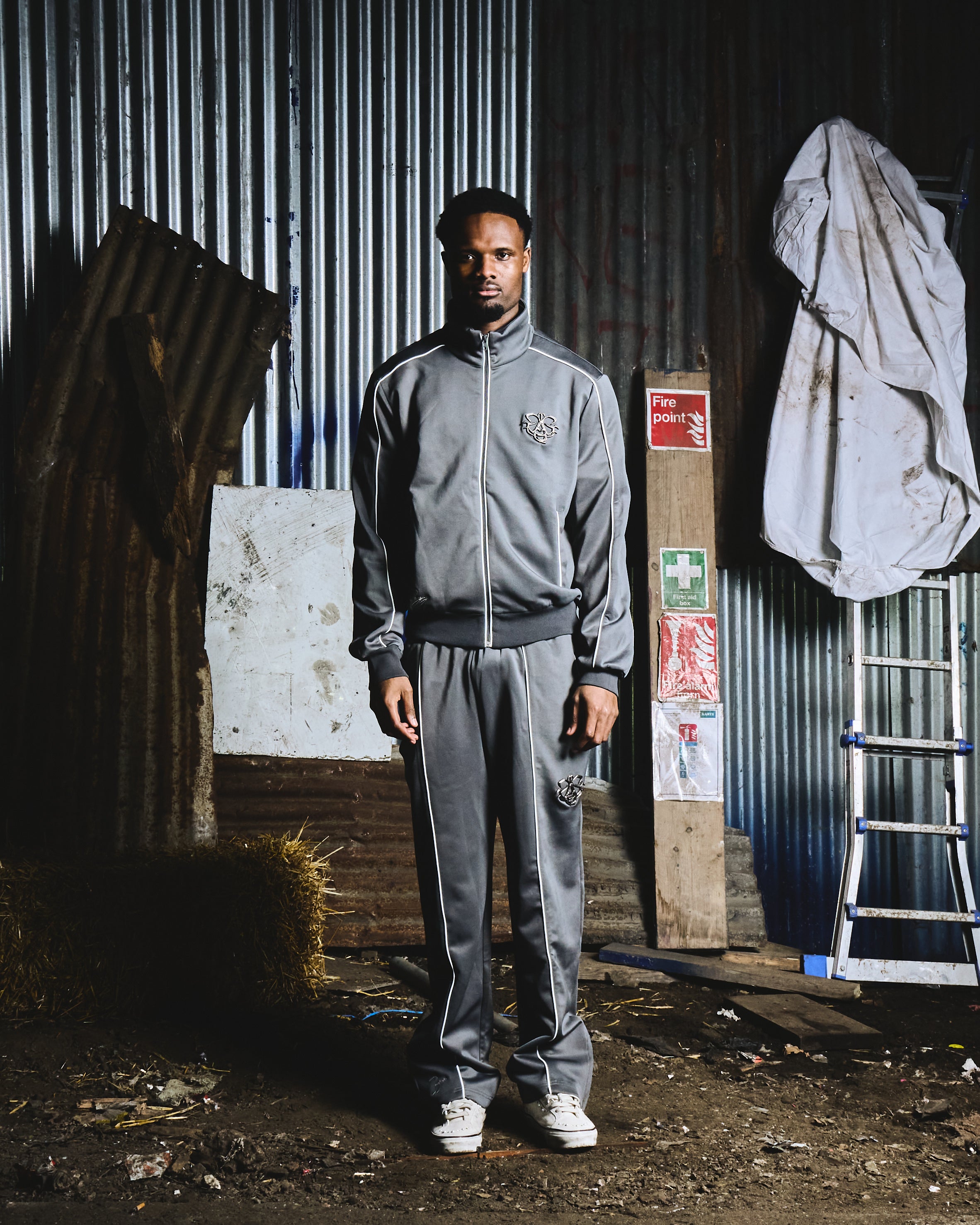 NOIR ELAN - CEMENT GREY