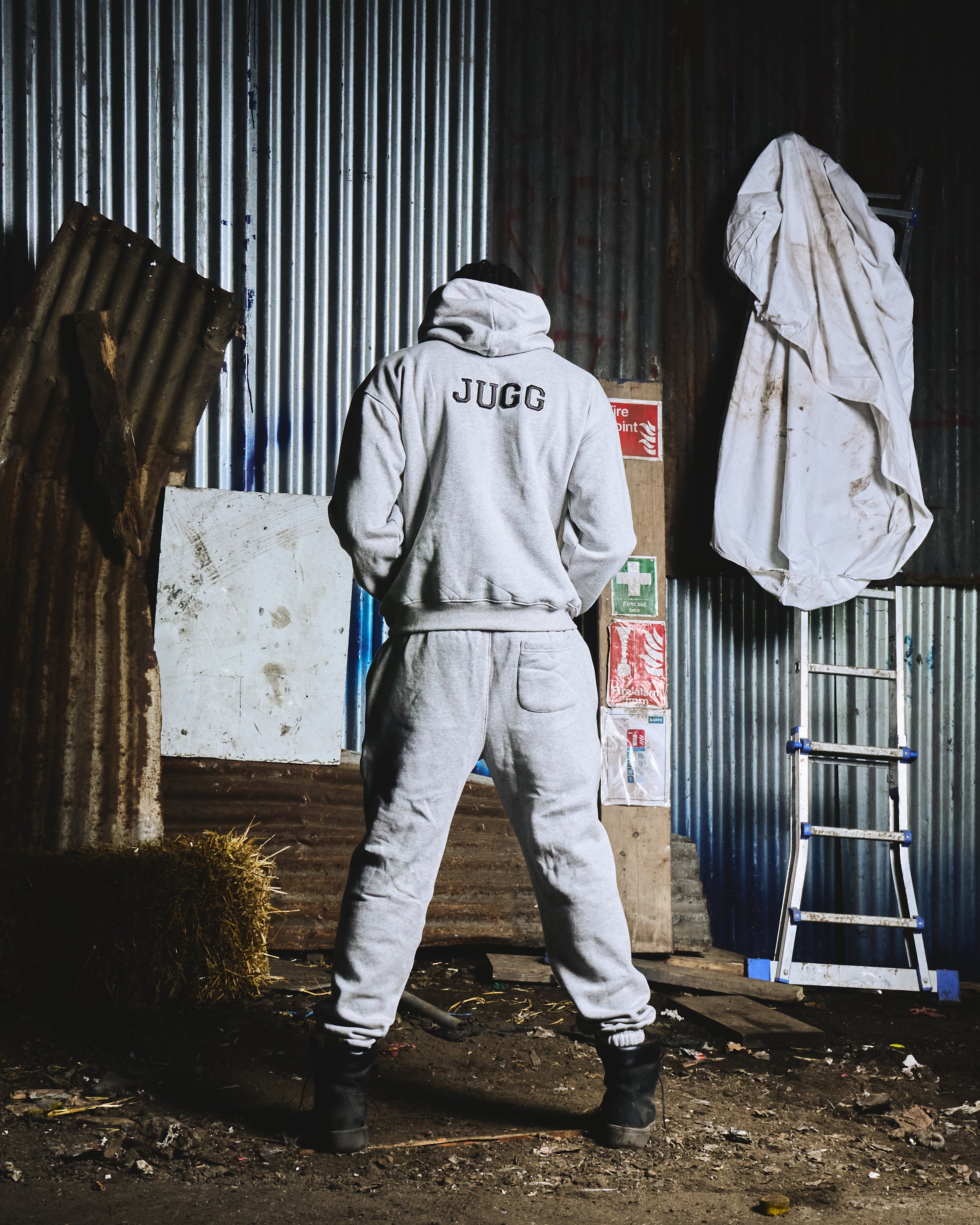 COSY TRACKY - GREY x BLACK