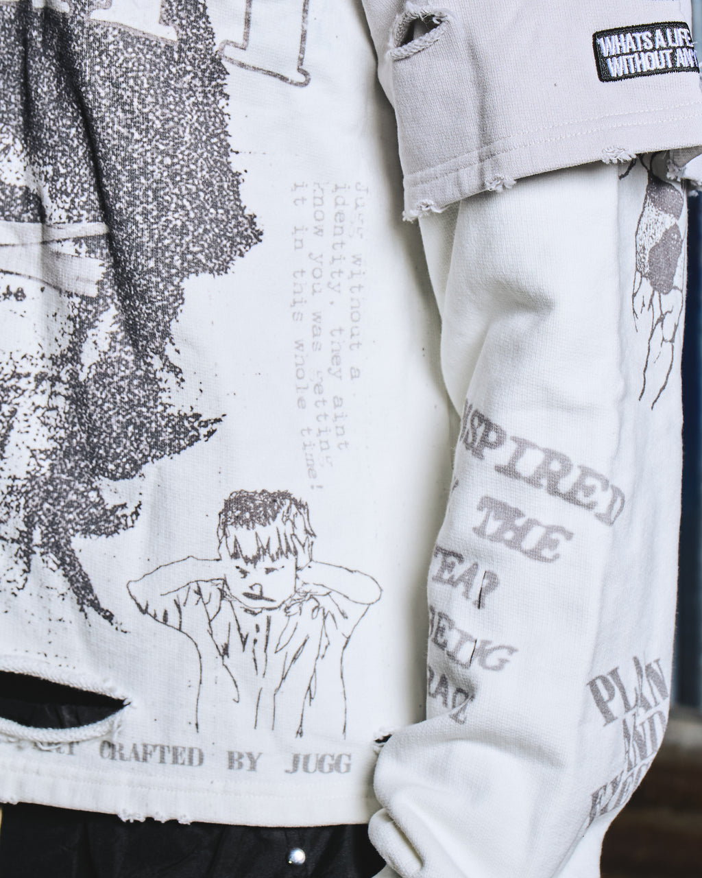 NON IDENTIFIABLE LONG SLEEVE