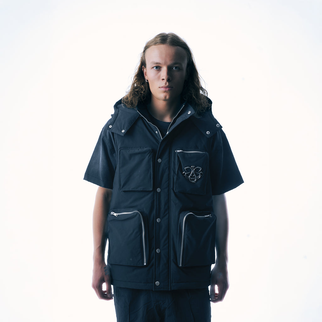 KAGE VESTWARMER - BLACK
