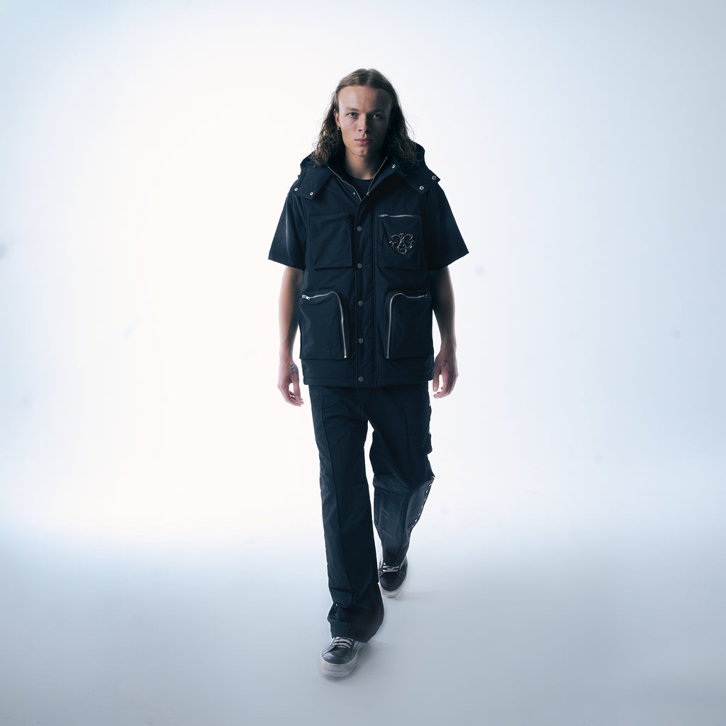 KAGE VESTWARMER - BLACK