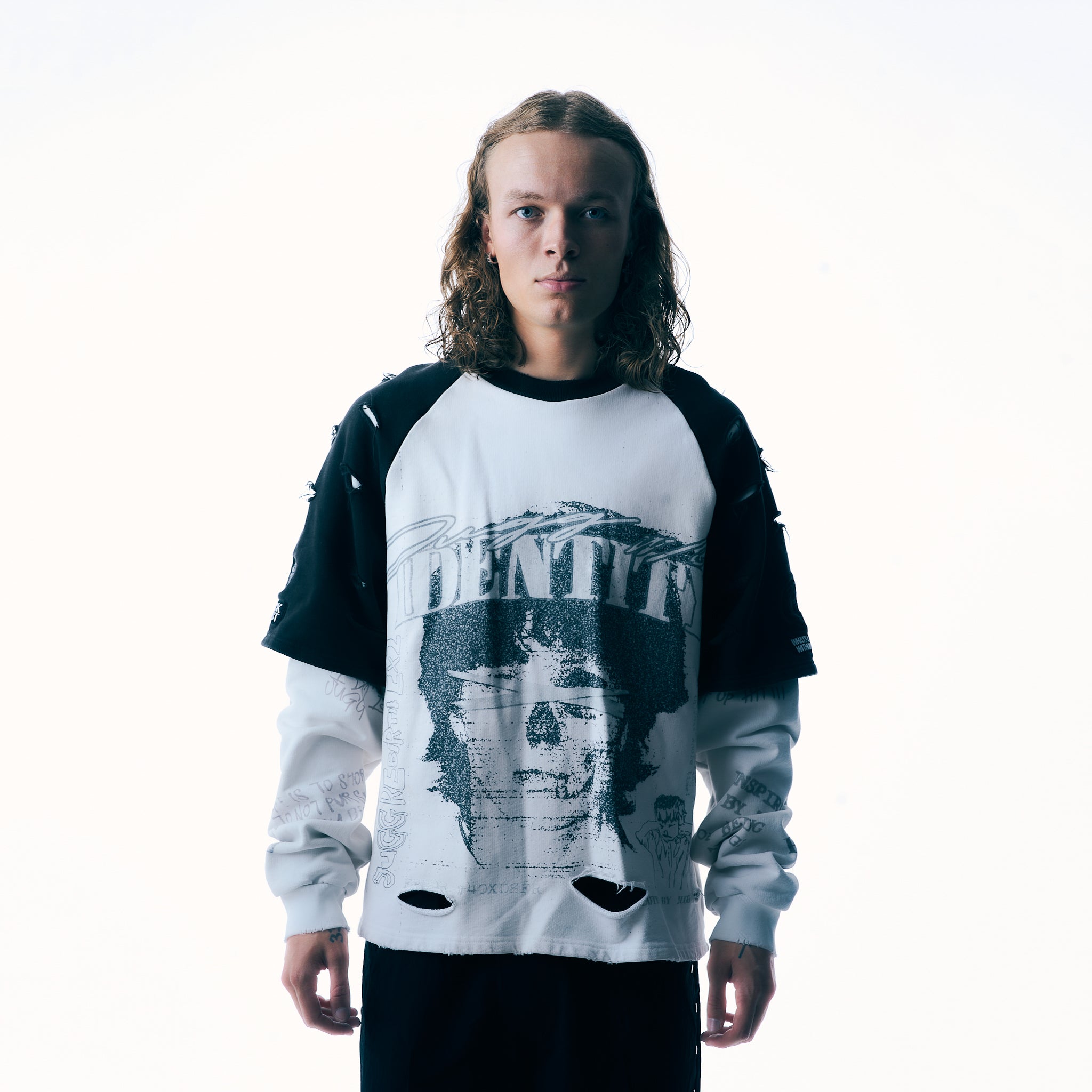 NON IDENTIFIABLE LONG SLEEVE