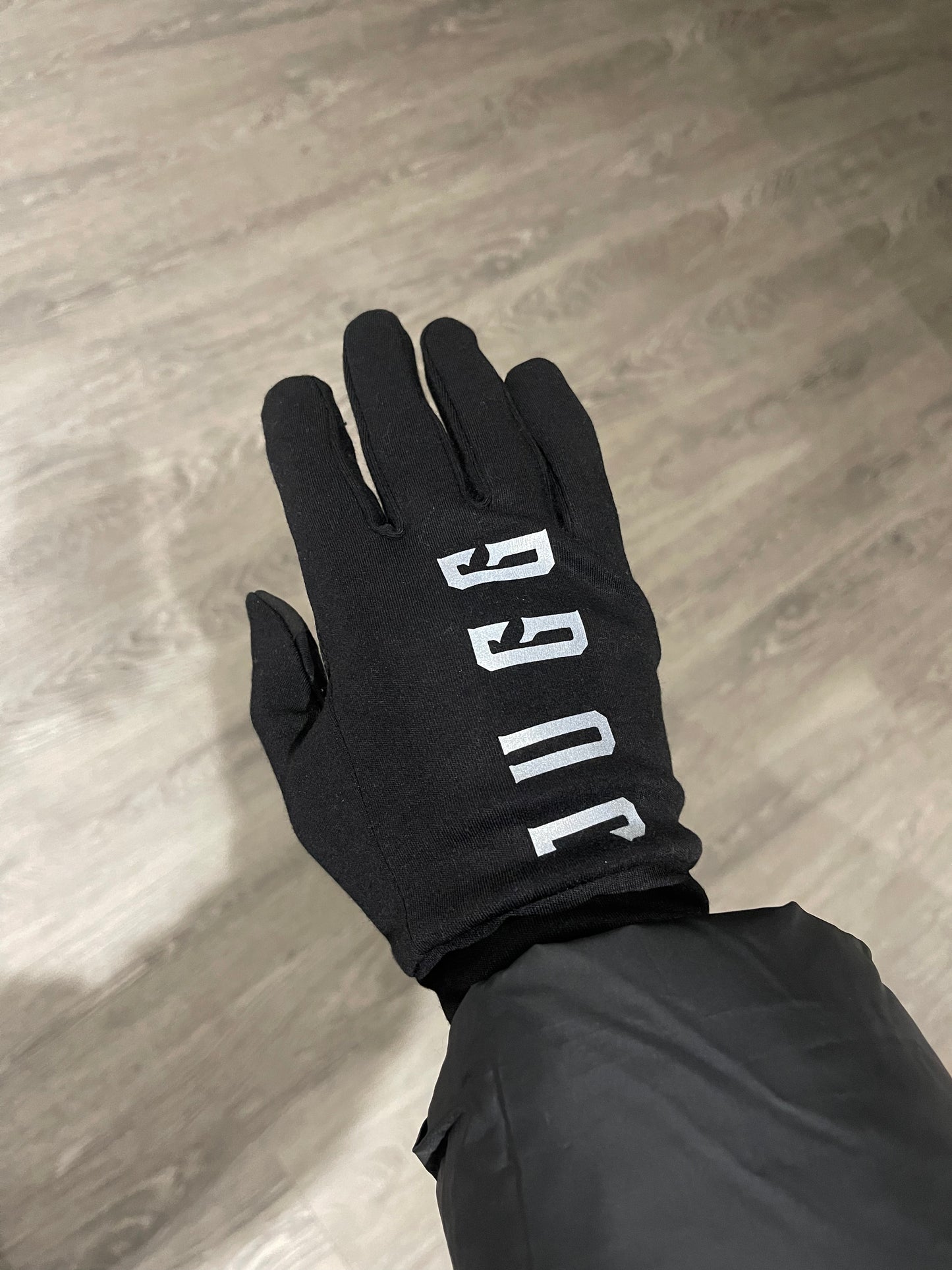 Igloo Gloves - Black